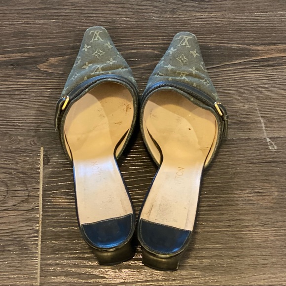 Authentic Louis Vuitton Heels - Size 38 w/ dust bag! - Picture 3 of 9